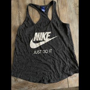 Nike Workout Tank Size L
